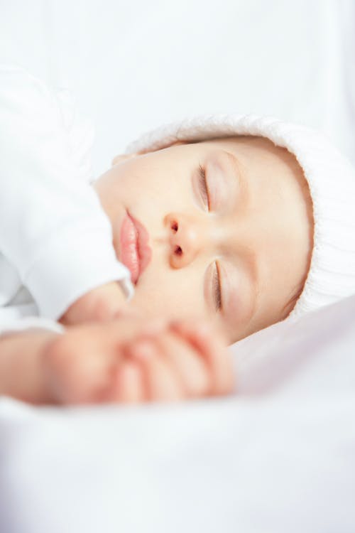 ¿Cuándo empezar a usar la almohada en los bebés y cómo hacerlo de forma segura? 1